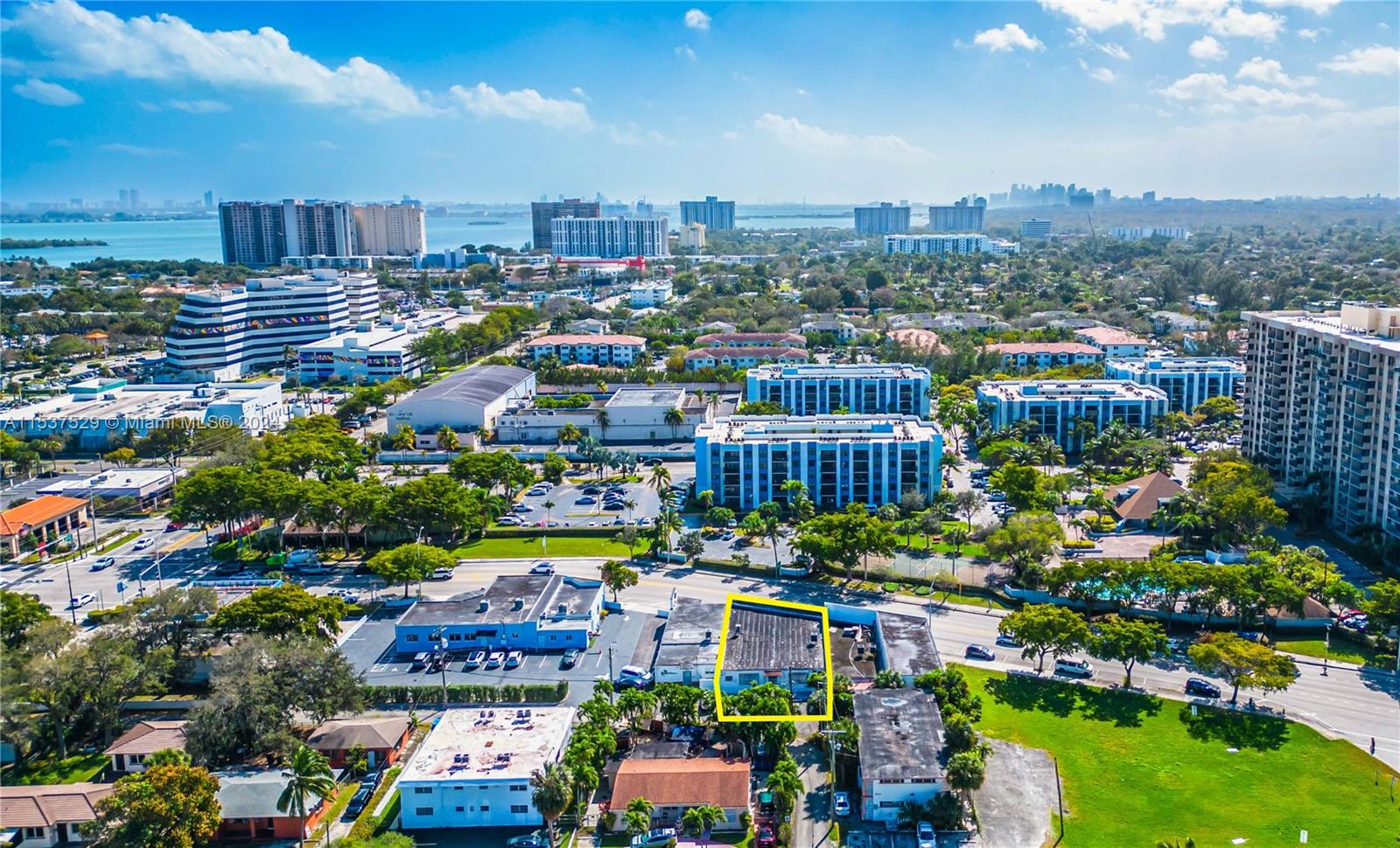 1545 NE 123RD ST, NORTH MIAMI, FL 33127