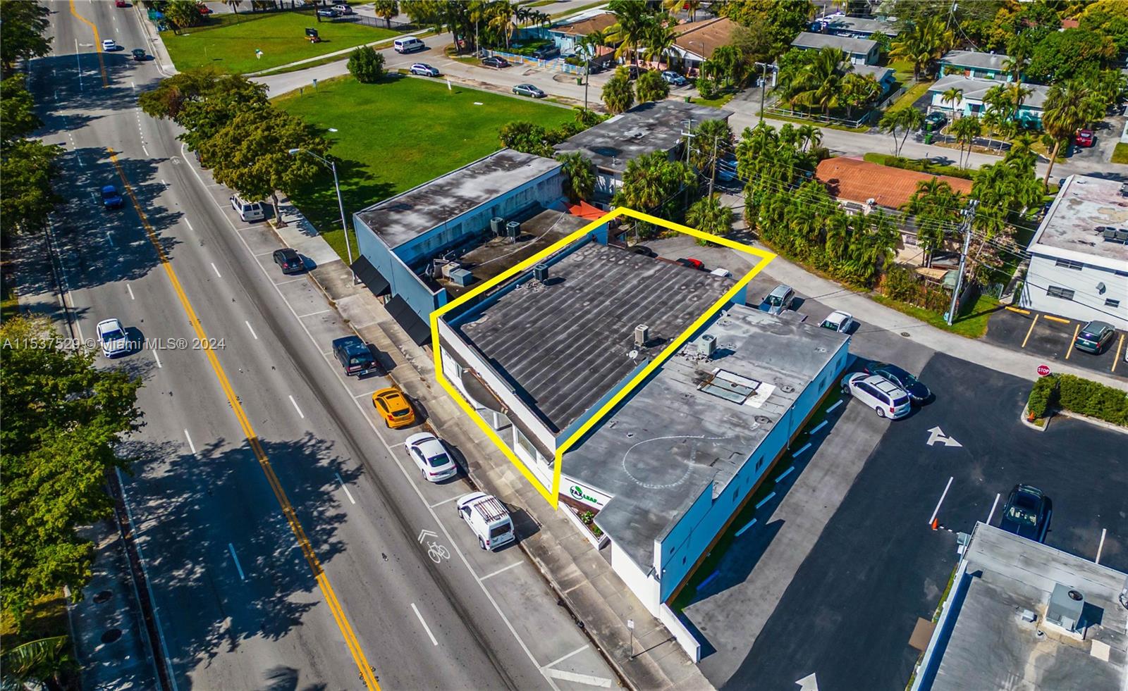 1545 NE 123RD ST, NORTH MIAMI, FL 33127