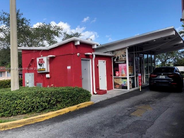 Front right side and drive-thru