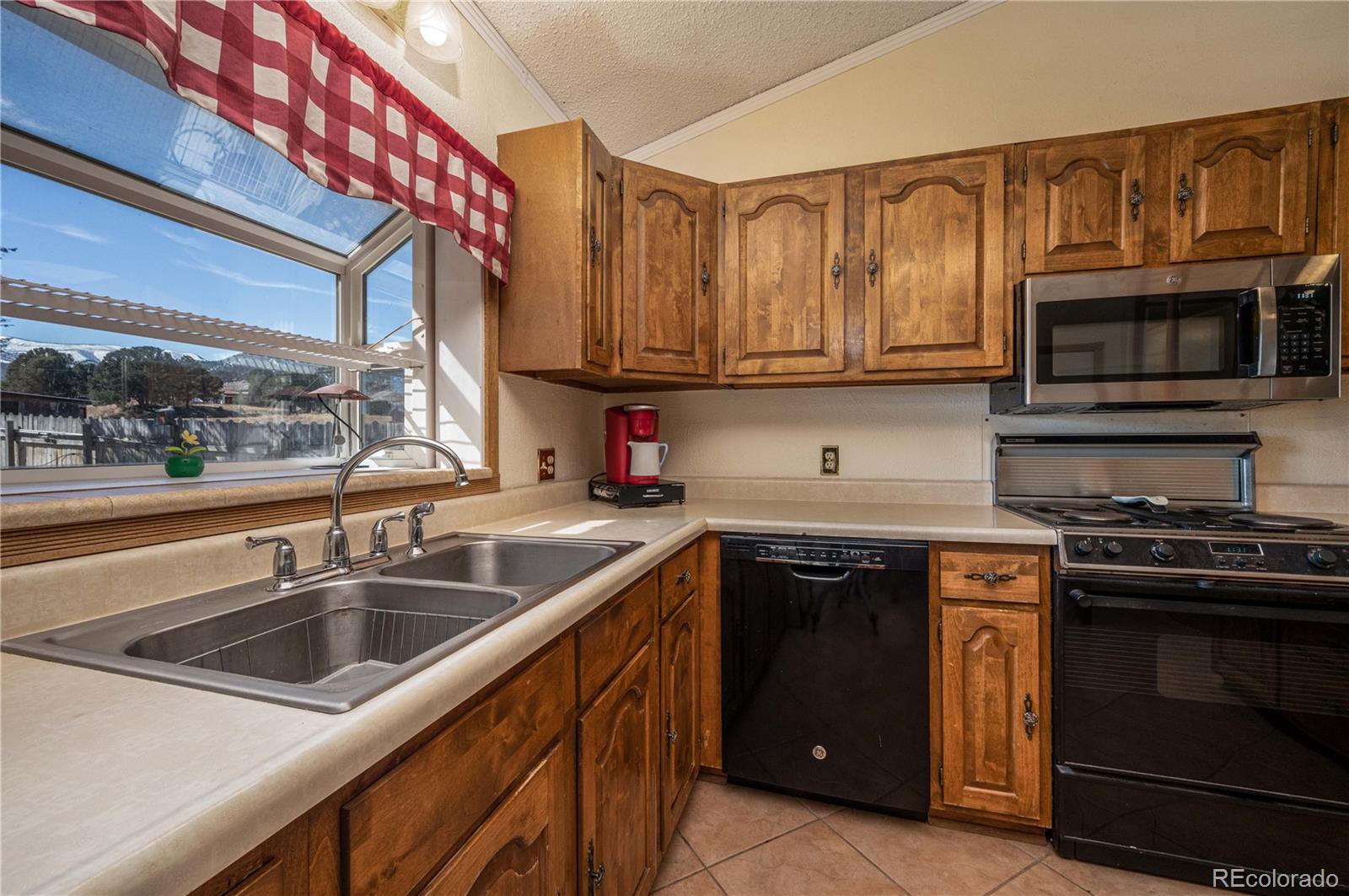 13440 County Road 45, Coaldale, CO 81222, 4 Bedrooms Bedrooms, ,3 BathroomsBathrooms,Residential,For Sale,County Road 45,REC1752573
