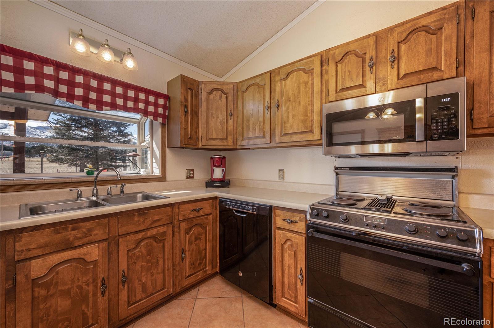 13440 County Road 45, Coaldale, CO 81222, 4 Bedrooms Bedrooms, ,3 BathroomsBathrooms,Residential,For Sale,County Road 45,REC1752573