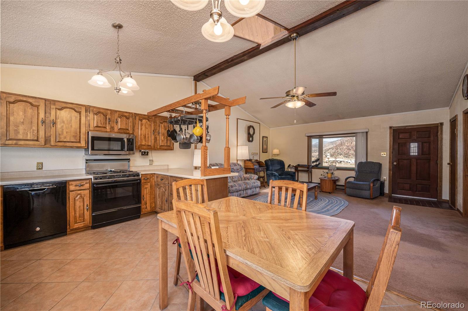 13440 County Road 45, Coaldale, CO 81222, 4 Bedrooms Bedrooms, ,3 BathroomsBathrooms,Residential,For Sale,County Road 45,REC1752573