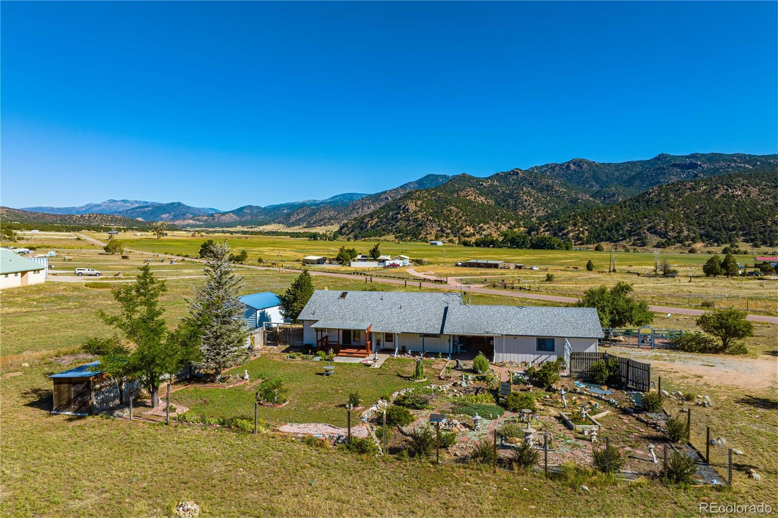 13440 County Road 45, Coaldale, CO 81222, 4 Bedrooms Bedrooms, ,3 BathroomsBathrooms,Residential,For Sale,County Road 45,REC1752573