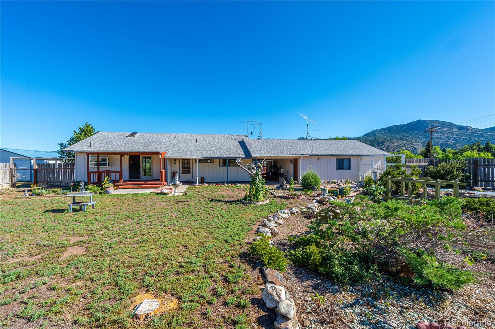 13440 County Road 45, Coaldale, CO 81222, 4 Bedrooms Bedrooms, ,3 BathroomsBathrooms,Residential,For Sale,County Road 45,REC1752573