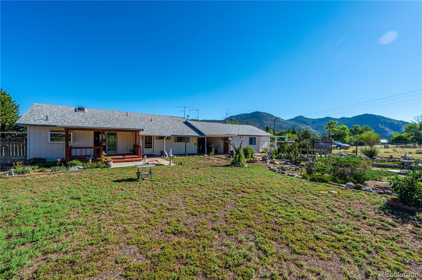 13440 County Road 45, Coaldale, CO 81222, 4 Bedrooms Bedrooms, ,3 BathroomsBathrooms,Residential,For Sale,County Road 45,REC1752573