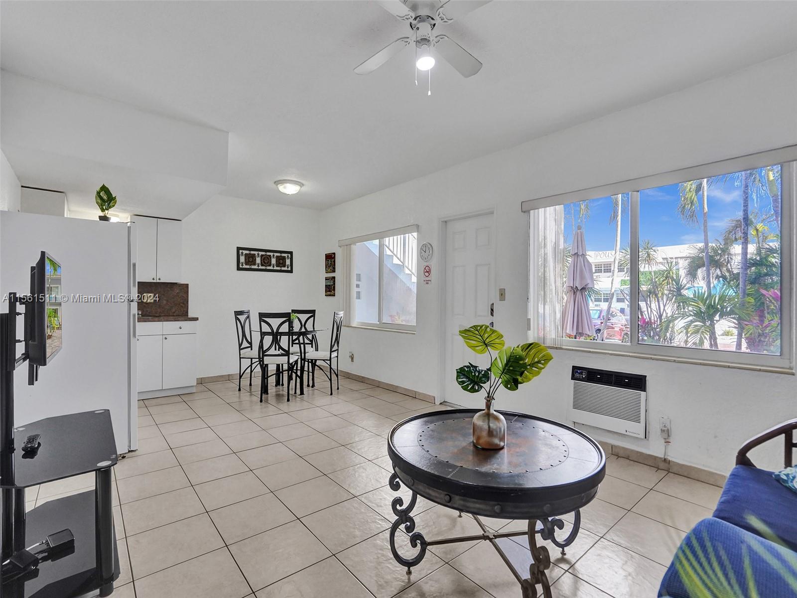 Suite w/Views of Garden