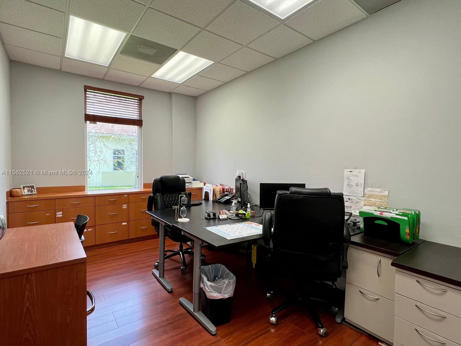 Office 6