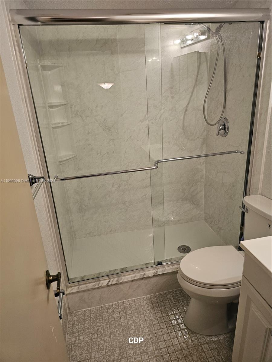 Guess Bathroom