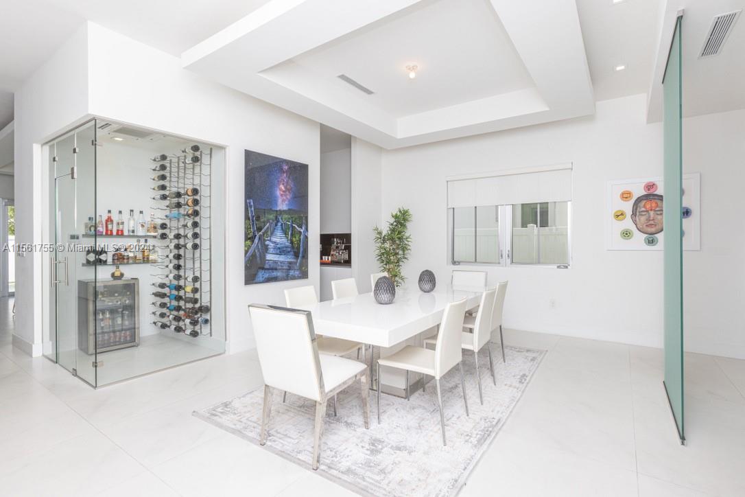 Winery & Dining Room