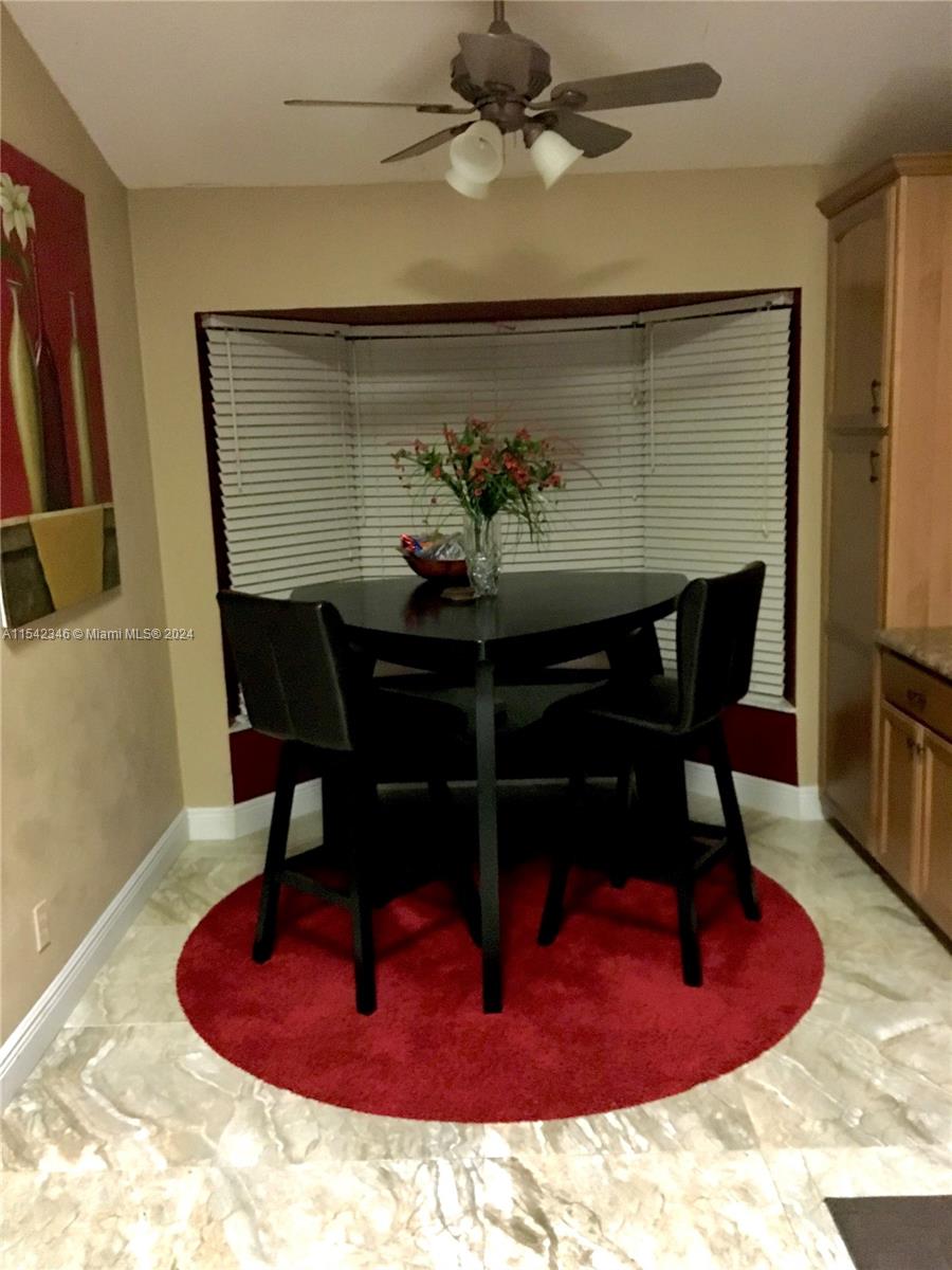 Breakfast nook