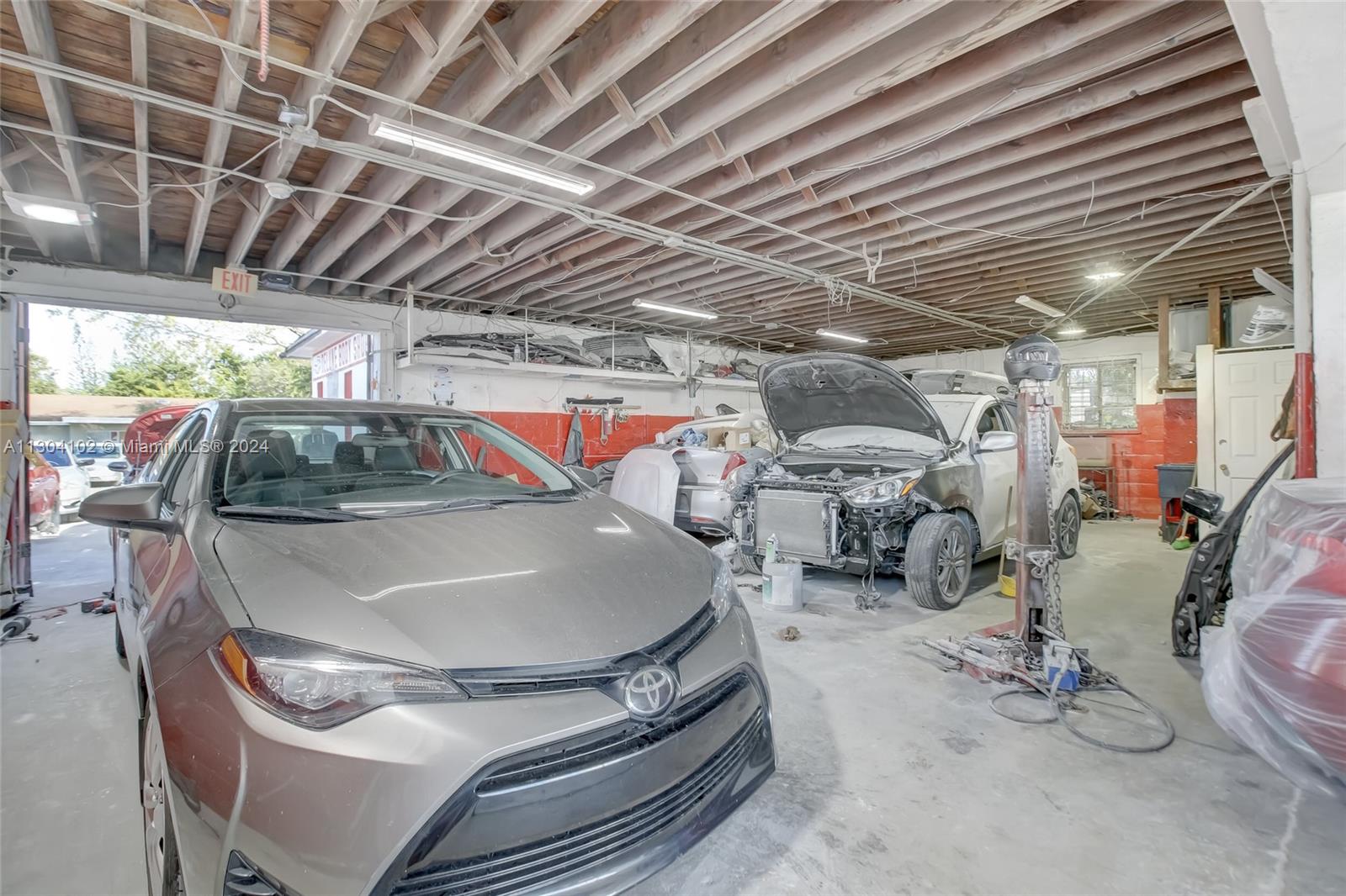 Garage