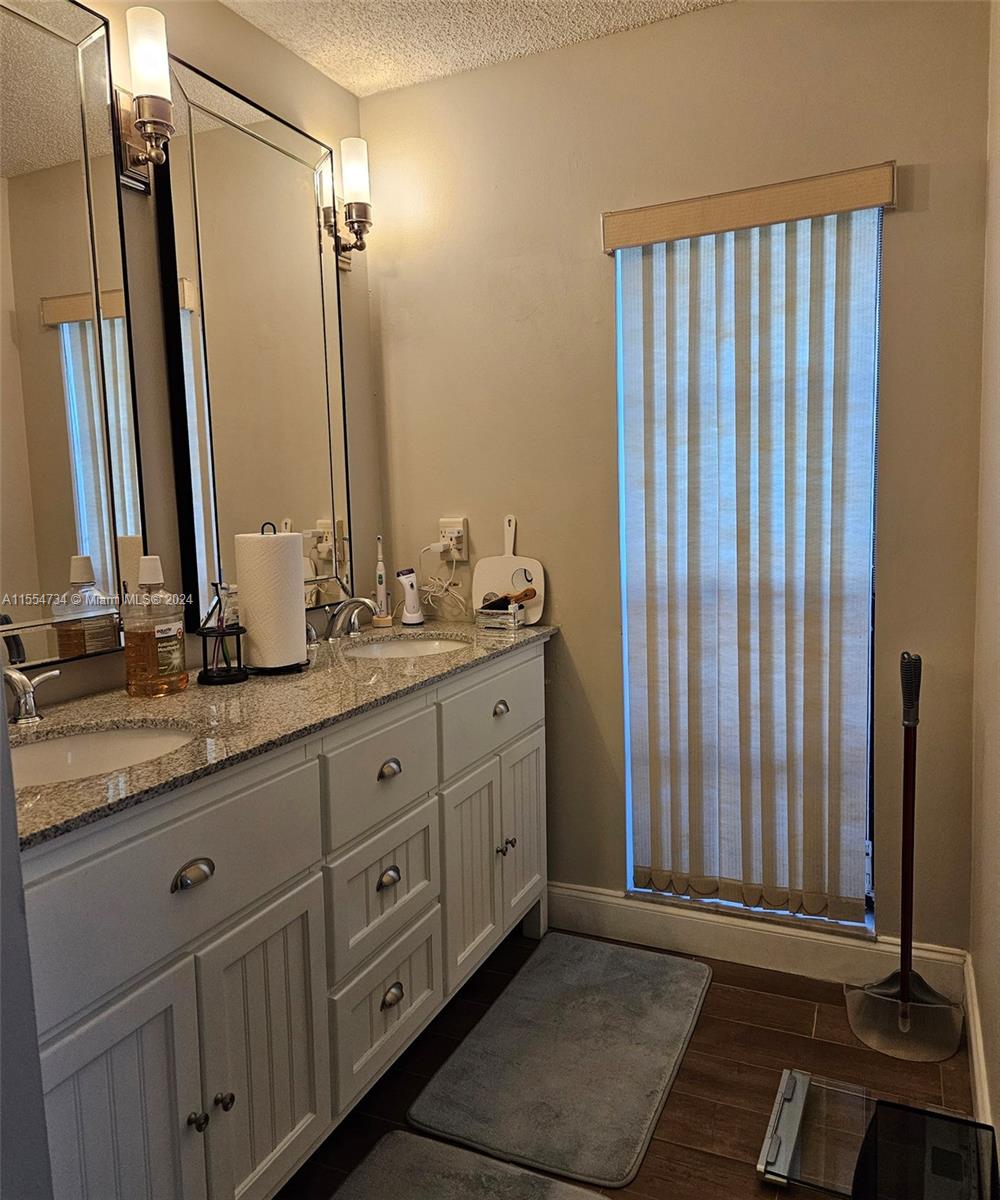 Master Powder room