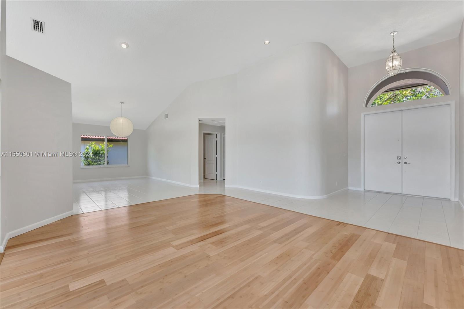 Foyer Entry