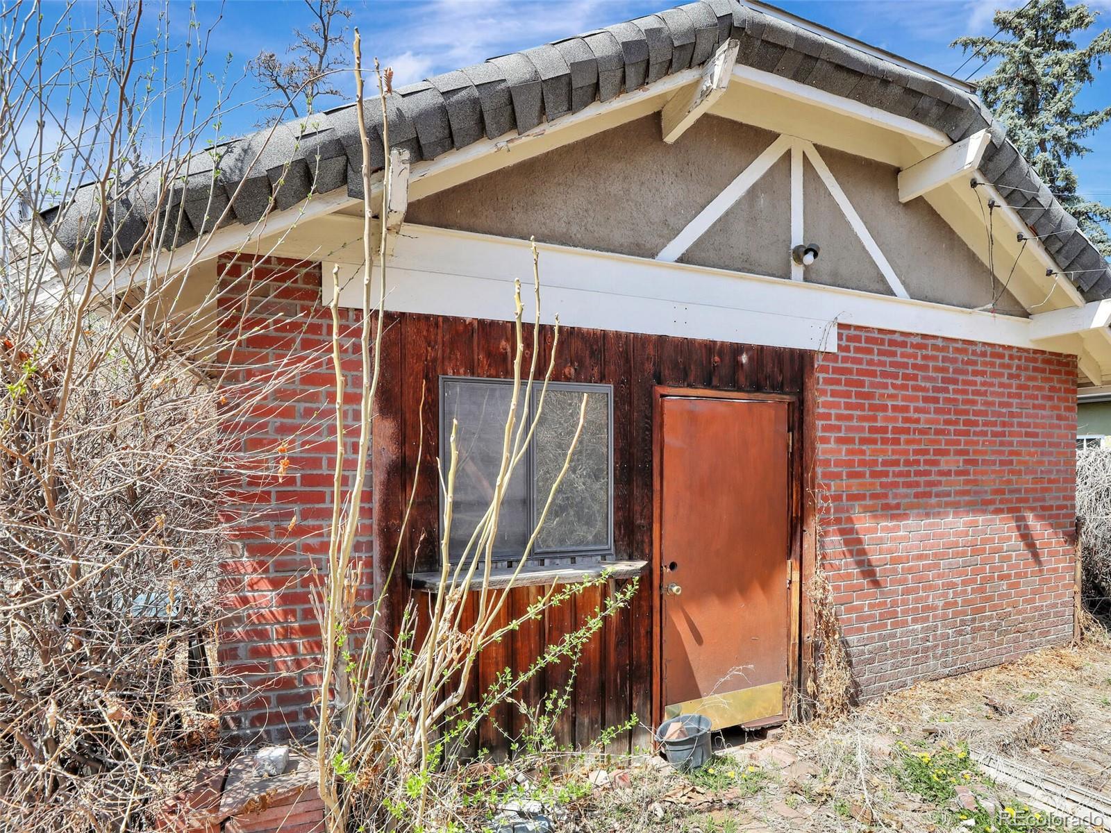 155 Downing Street, Denver, CO 80218, 5 Bedrooms Bedrooms, ,3 BathroomsBathrooms,Residential,For Sale,Downing,REC4499642