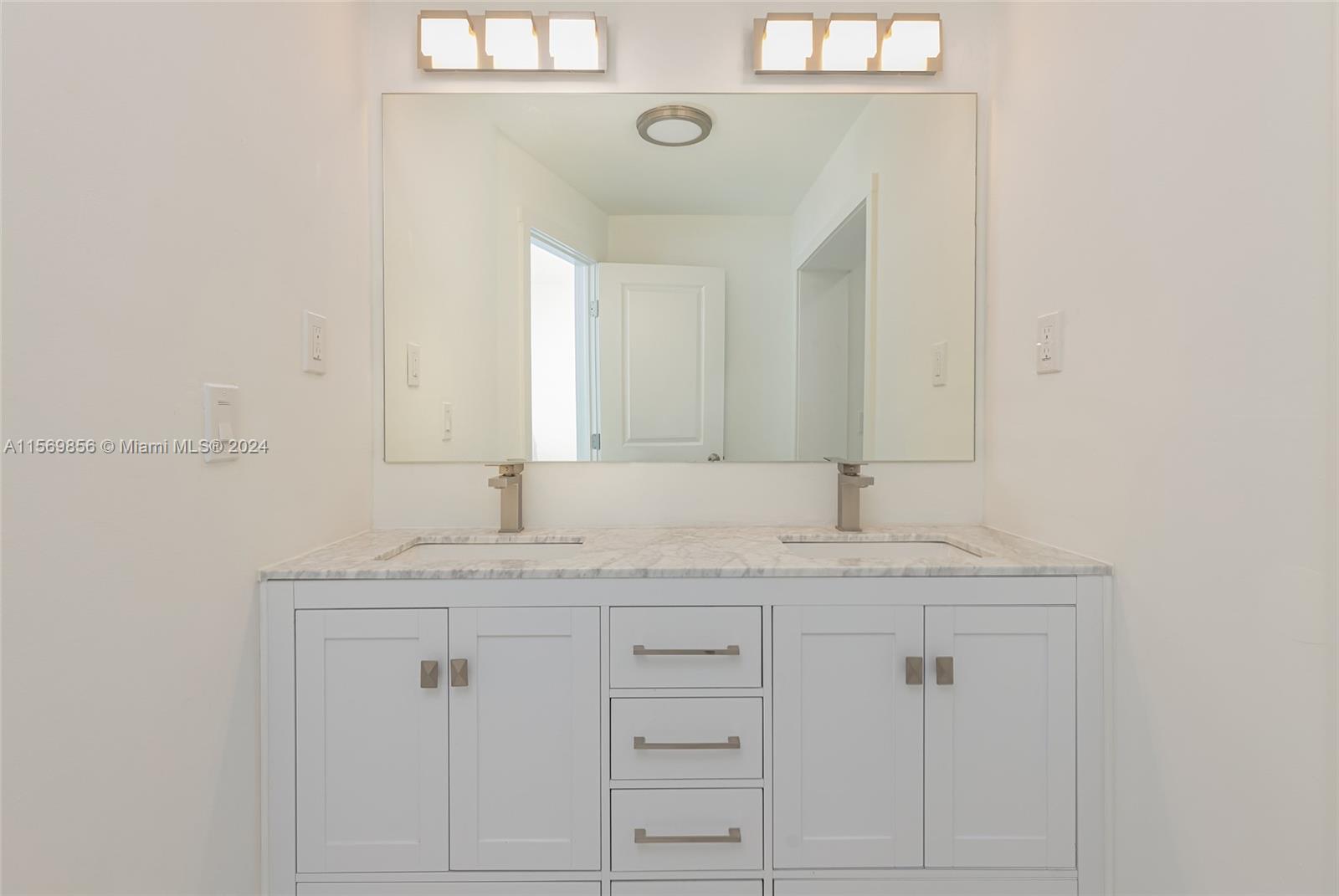 Double Vanity in Master Bathroom