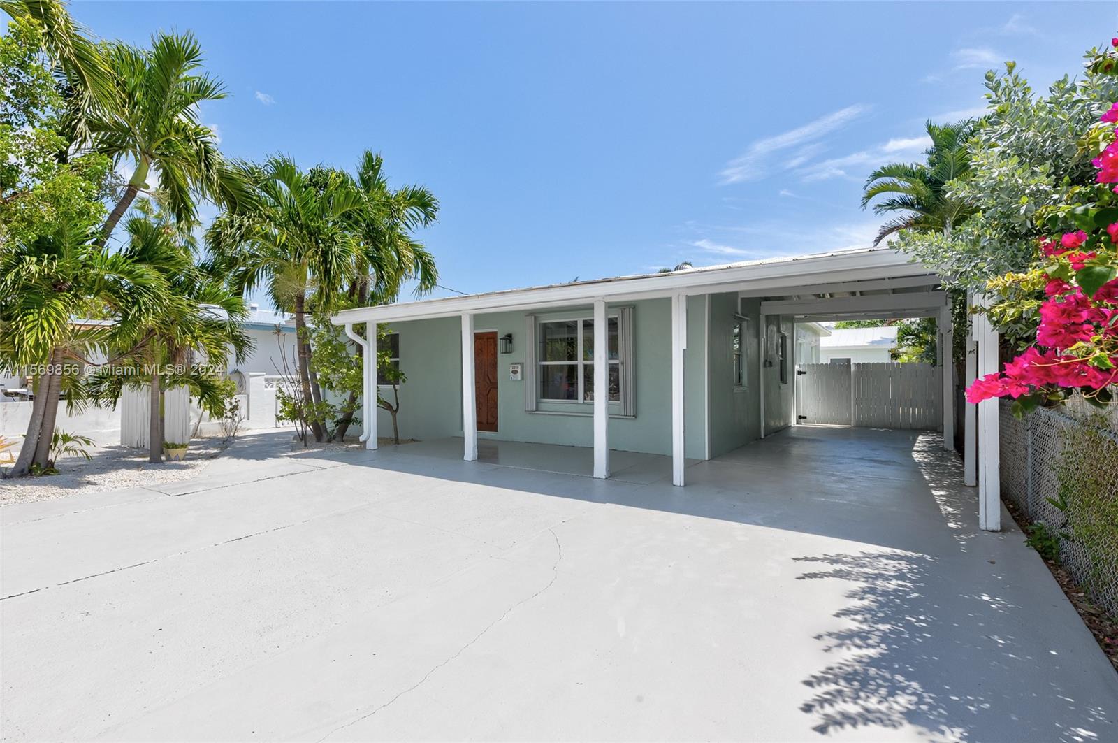 Front of Structure - Wonderfully Updated and ready to enjoy. 3/2 Main house and detached Guest House