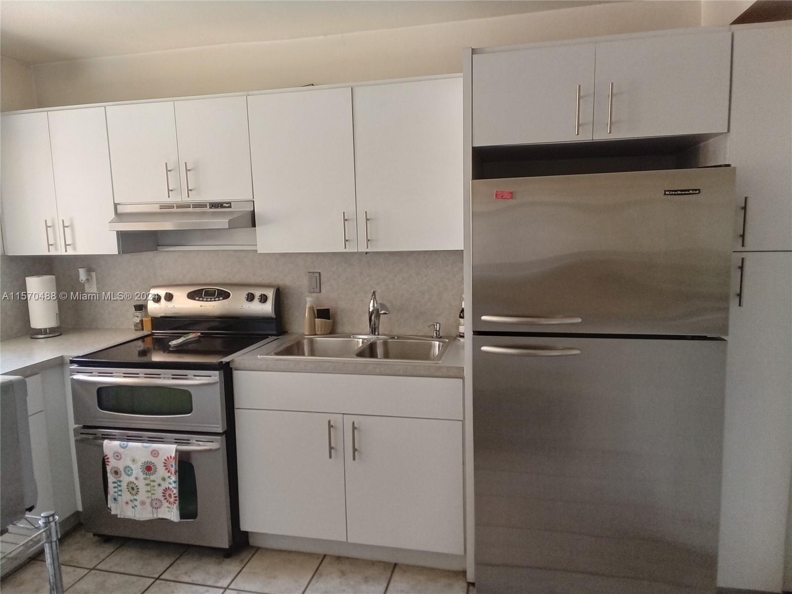 STAINLESS STEEL REFRIGERATOR
