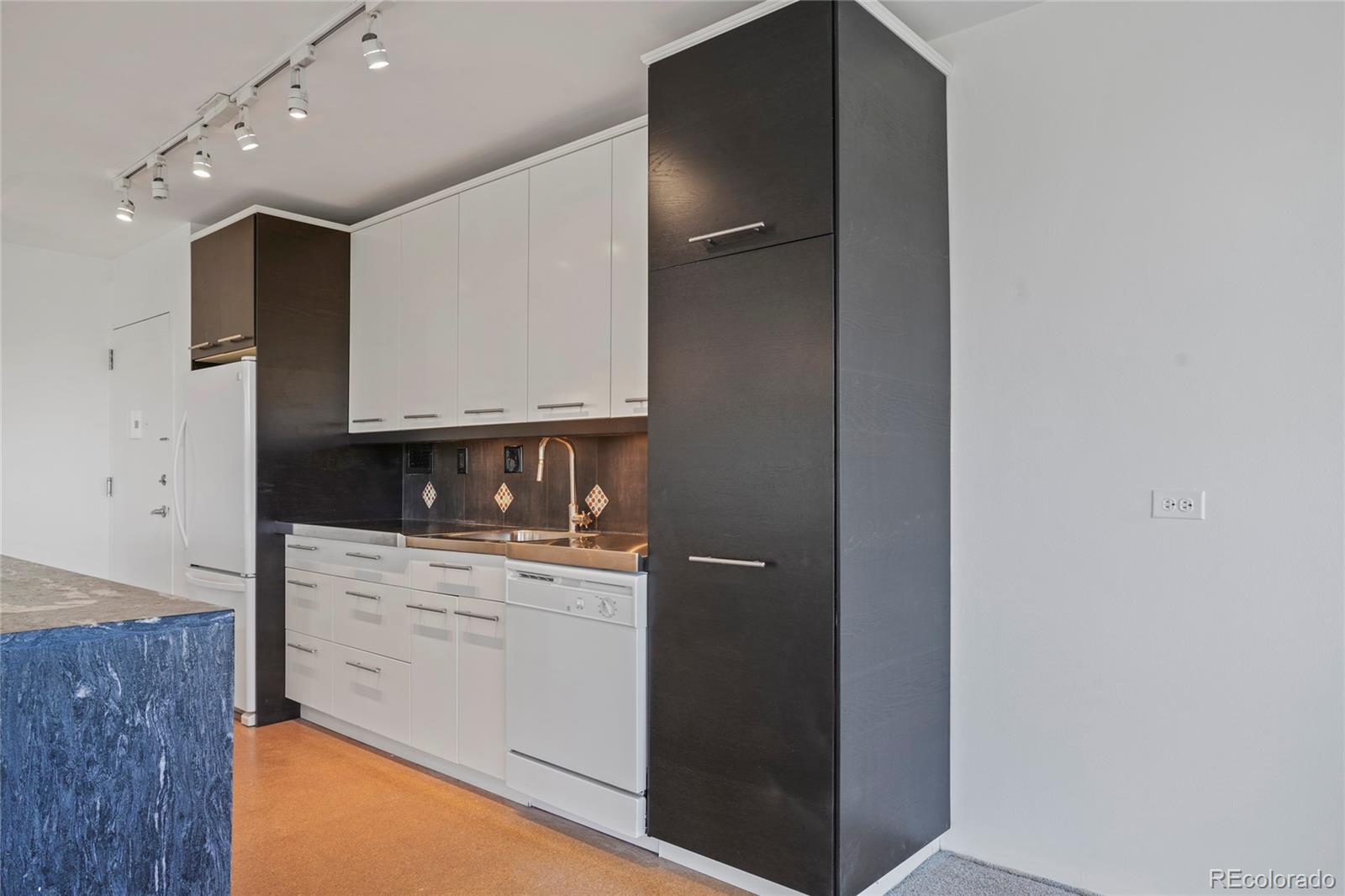 3100 Cherry Creek Drive South Drive #501, Denver, CO 80209, 2 Bedrooms Bedrooms, ,2 BathroomsBathrooms,Residential,For Sale,CHERRY CREEK TOWER,Cherry Creek Drive South,REC6735560