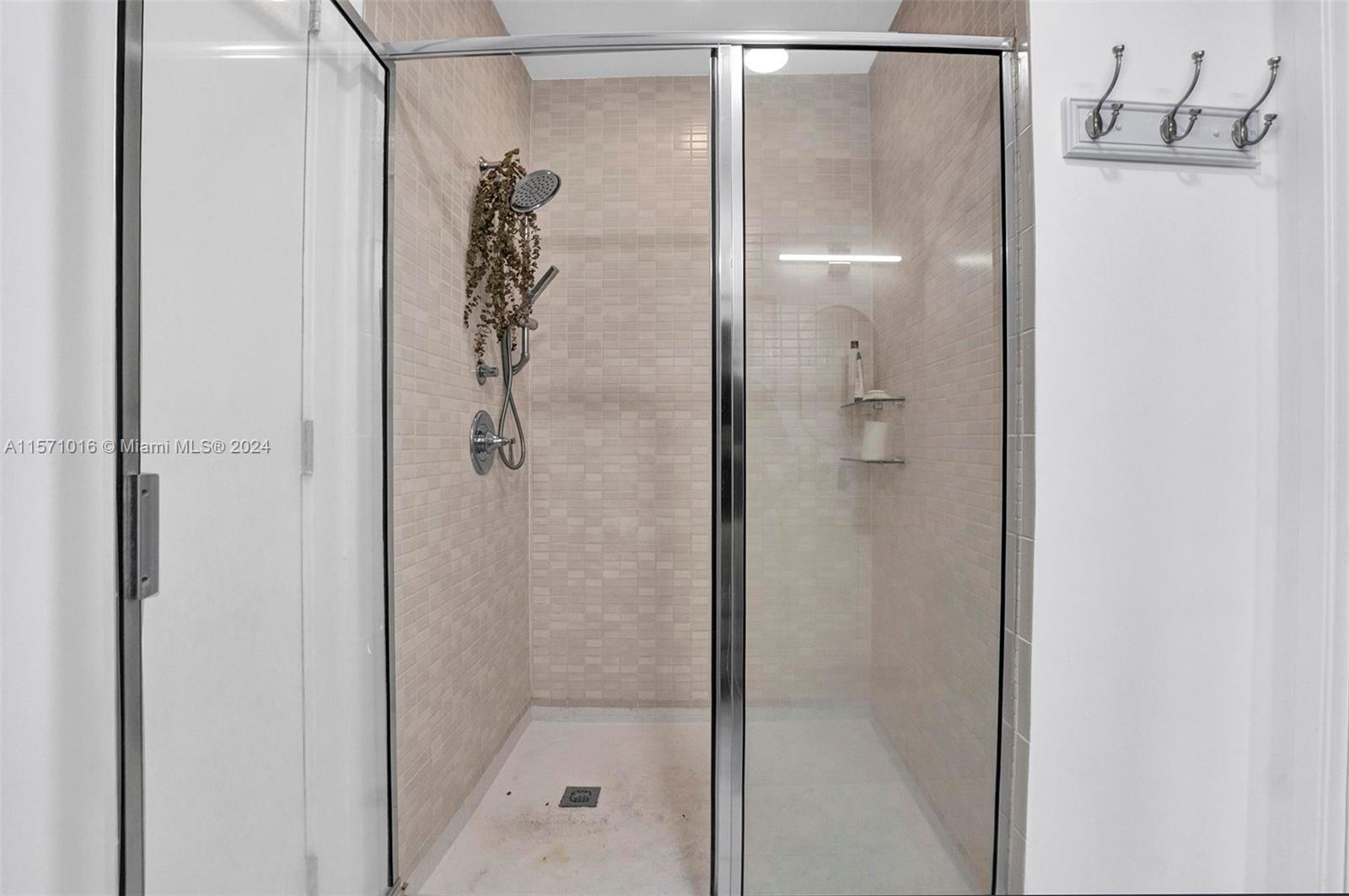 2bathroom/shower