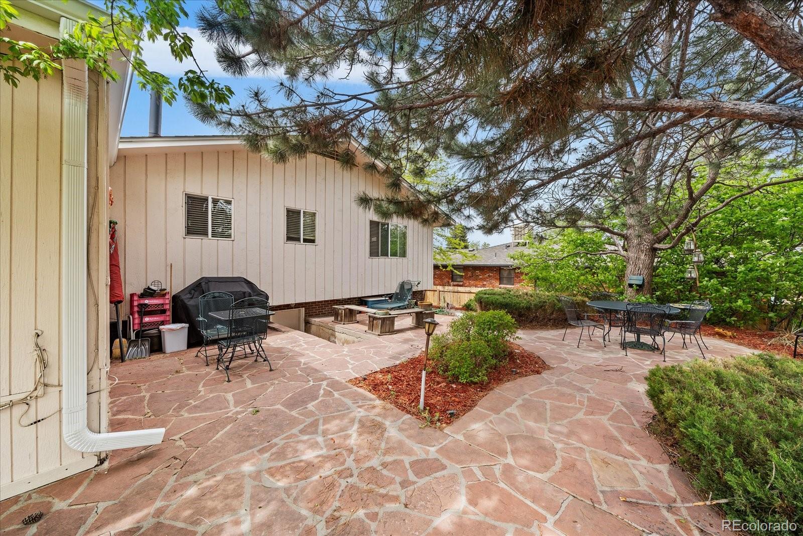 2490 S Lima Street, Aurora, CO 80014, 4 Bedrooms Bedrooms, ,3 BathroomsBathrooms,Residential,For Sale,Lima,REC3769077