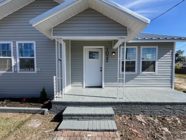 1022 Oak Avenue, Panama City, FL 32401, 3 Bedrooms Bedrooms, ,2 BathroomsBathrooms,Residential,For Sale,Oak Avenue,A11571274