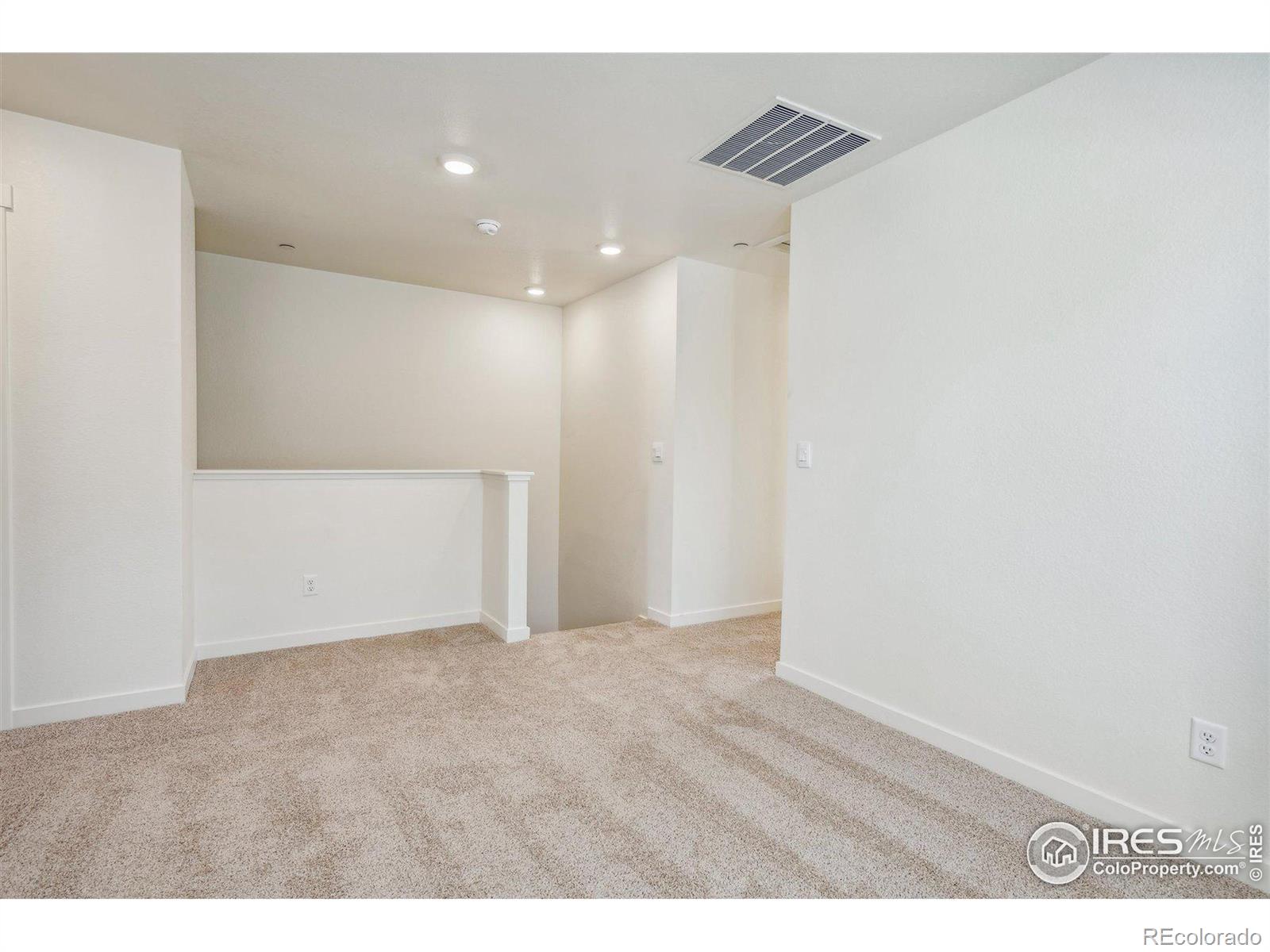 1752 Knobby Pine Drive #B, Fort Collins, CO 80528, 3 Bedrooms Bedrooms, ,3 BathroomsBathrooms,Residential,For Sale,Knobby Pine,RECIR1007622