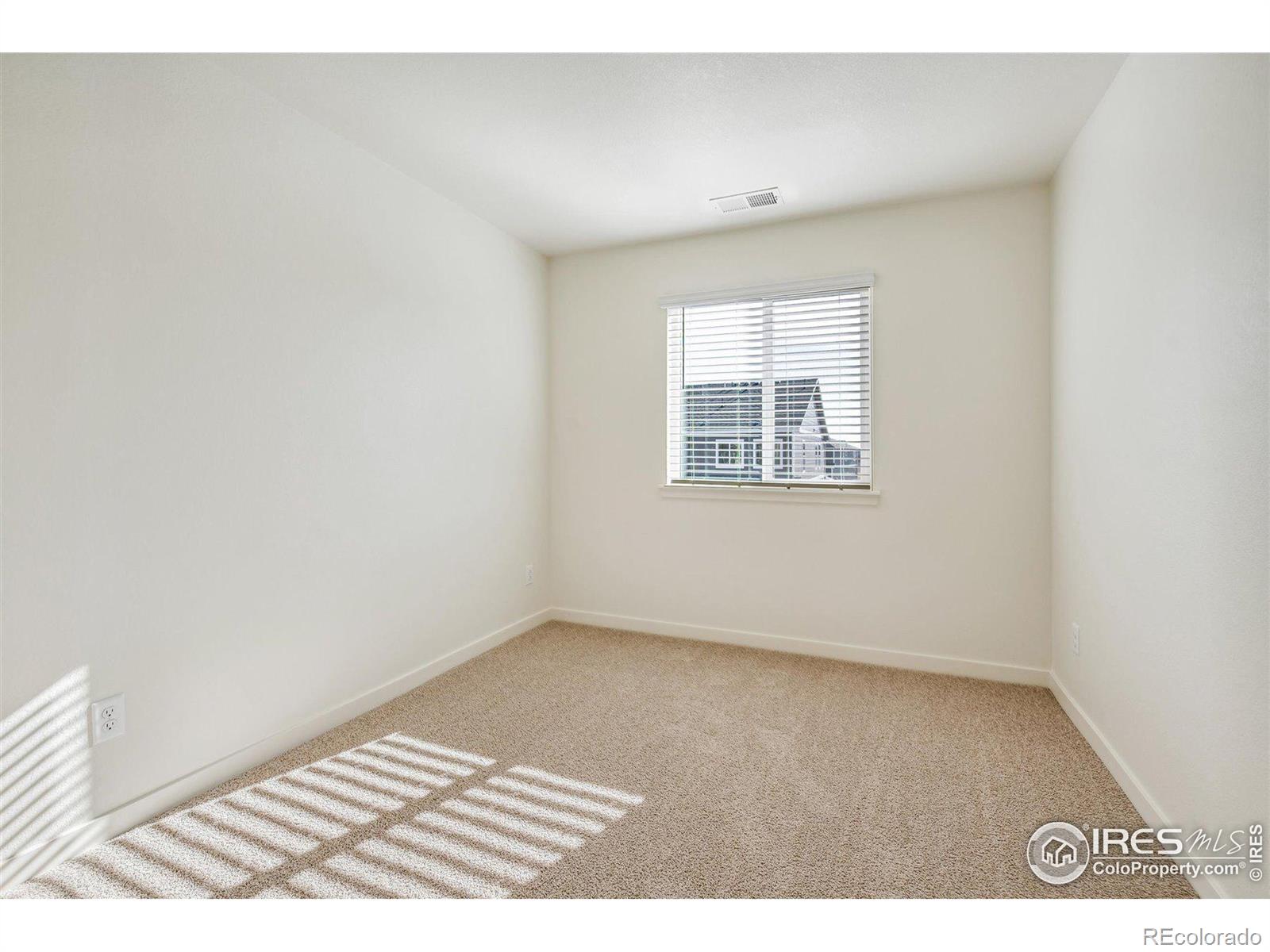 1752 Knobby Pine Drive #B, Fort Collins, CO 80528, 3 Bedrooms Bedrooms, ,3 BathroomsBathrooms,Residential,For Sale,Knobby Pine,RECIR1007622