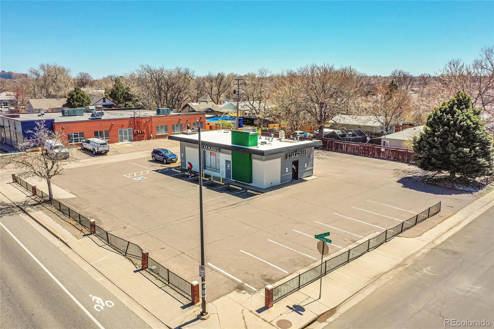 10100 Montview Boulevard, Aurora, CO 80010, ,Commercial,For Sale,Montview,REC8306560