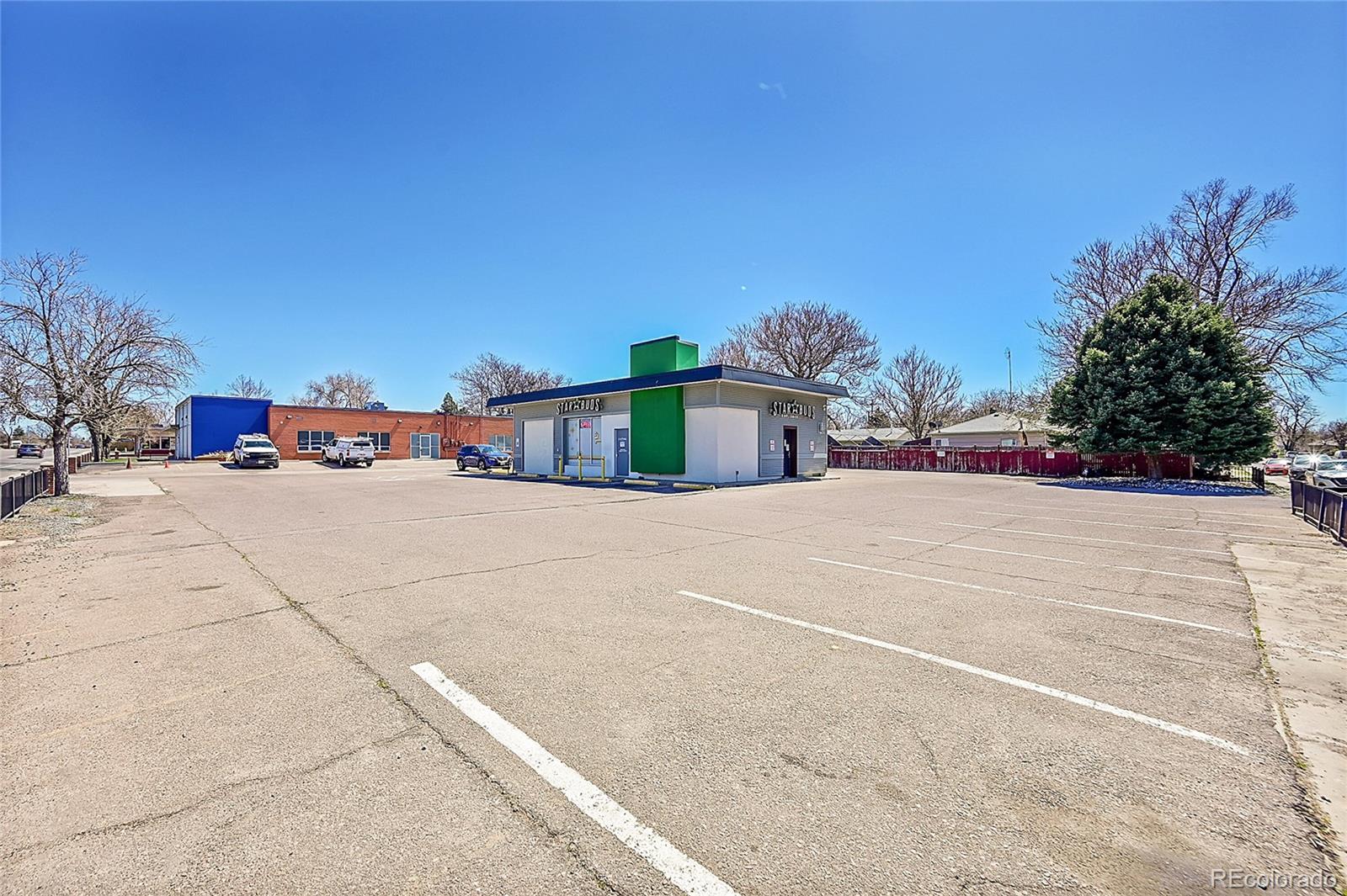 10100 Montview Boulevard, Aurora, CO 80010, ,Commercial,For Sale,Montview,REC8306560