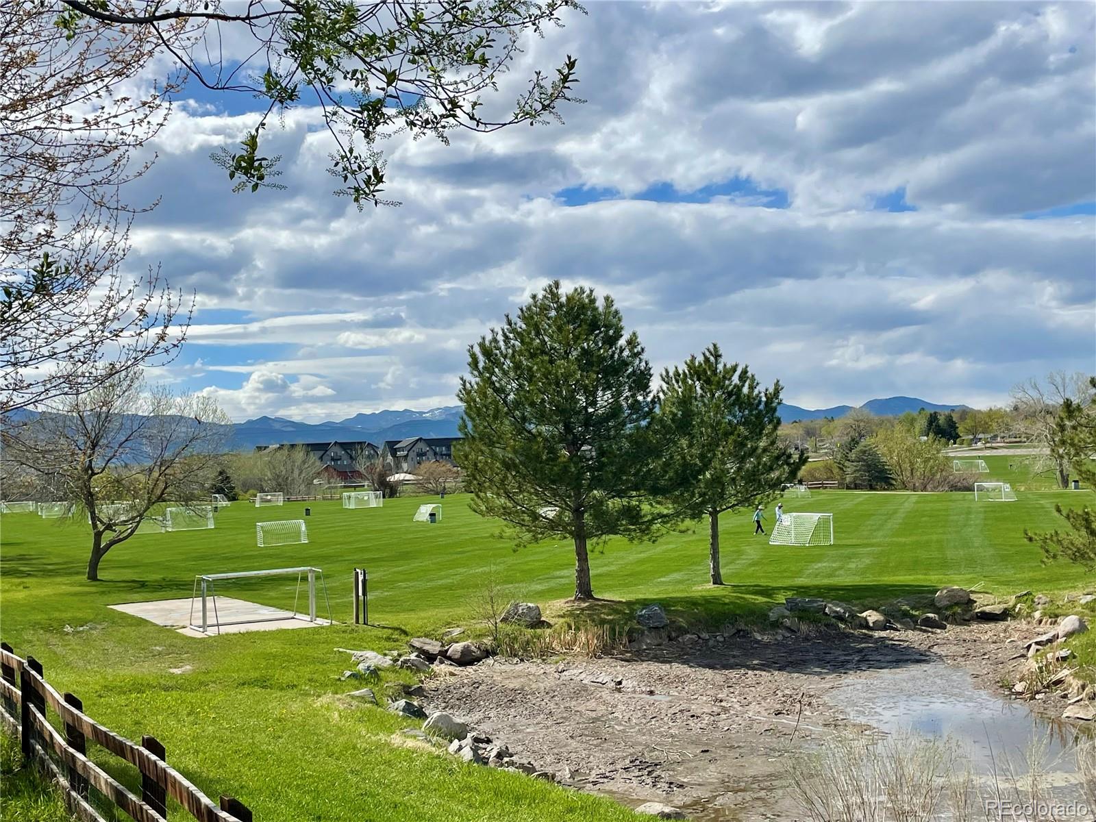 11237 55th Lane, Arvada, CO 80002, 4 Bedrooms Bedrooms, ,4 BathroomsBathrooms,Residential,For Sale,55th,REC9267130