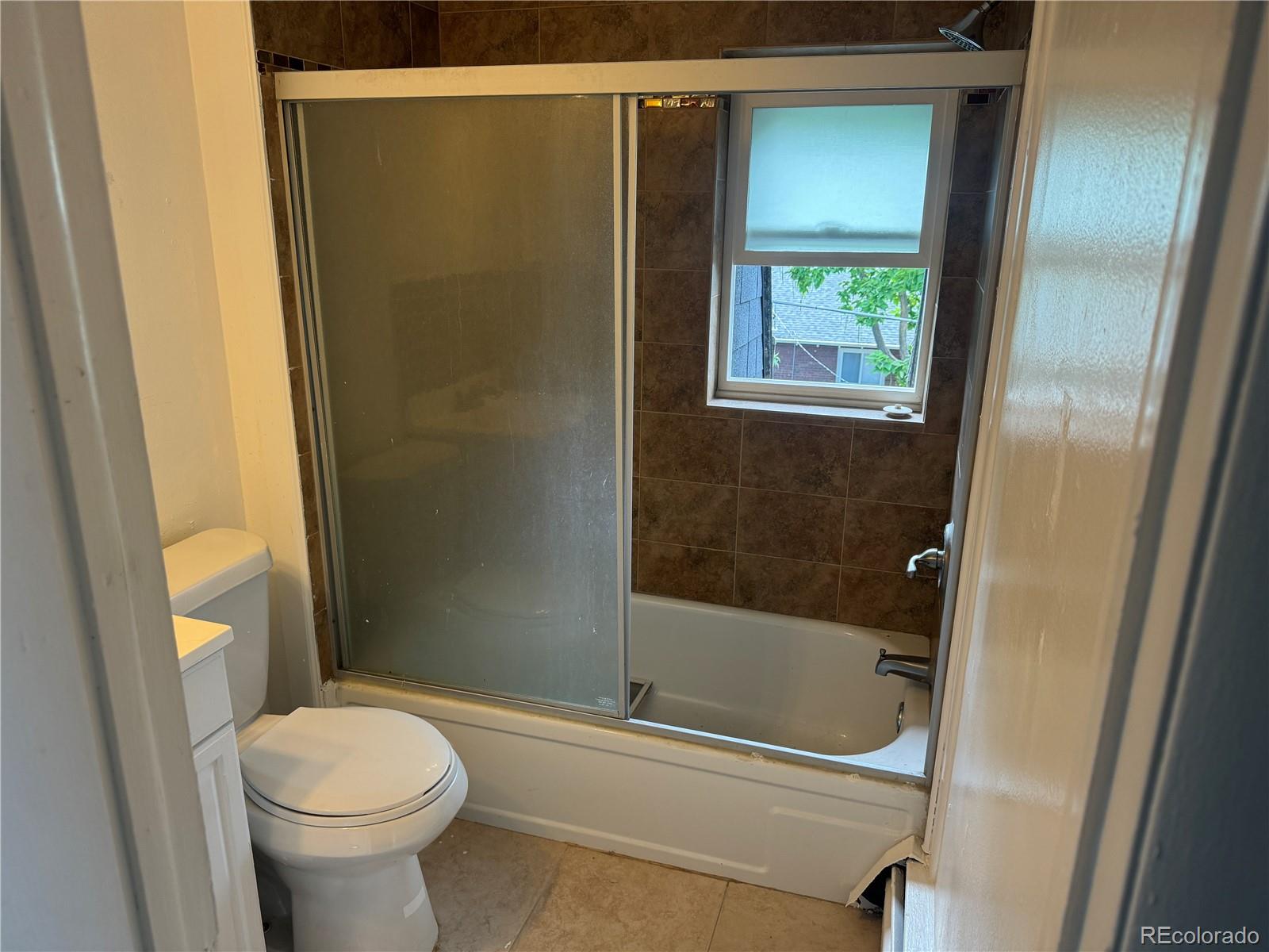 1285 Colorado Boulevard #4, Denver, CO 80206, 2 Bedrooms Bedrooms, ,2 BathroomsBathrooms,Residential,For Sale,Colorado,REC5105999