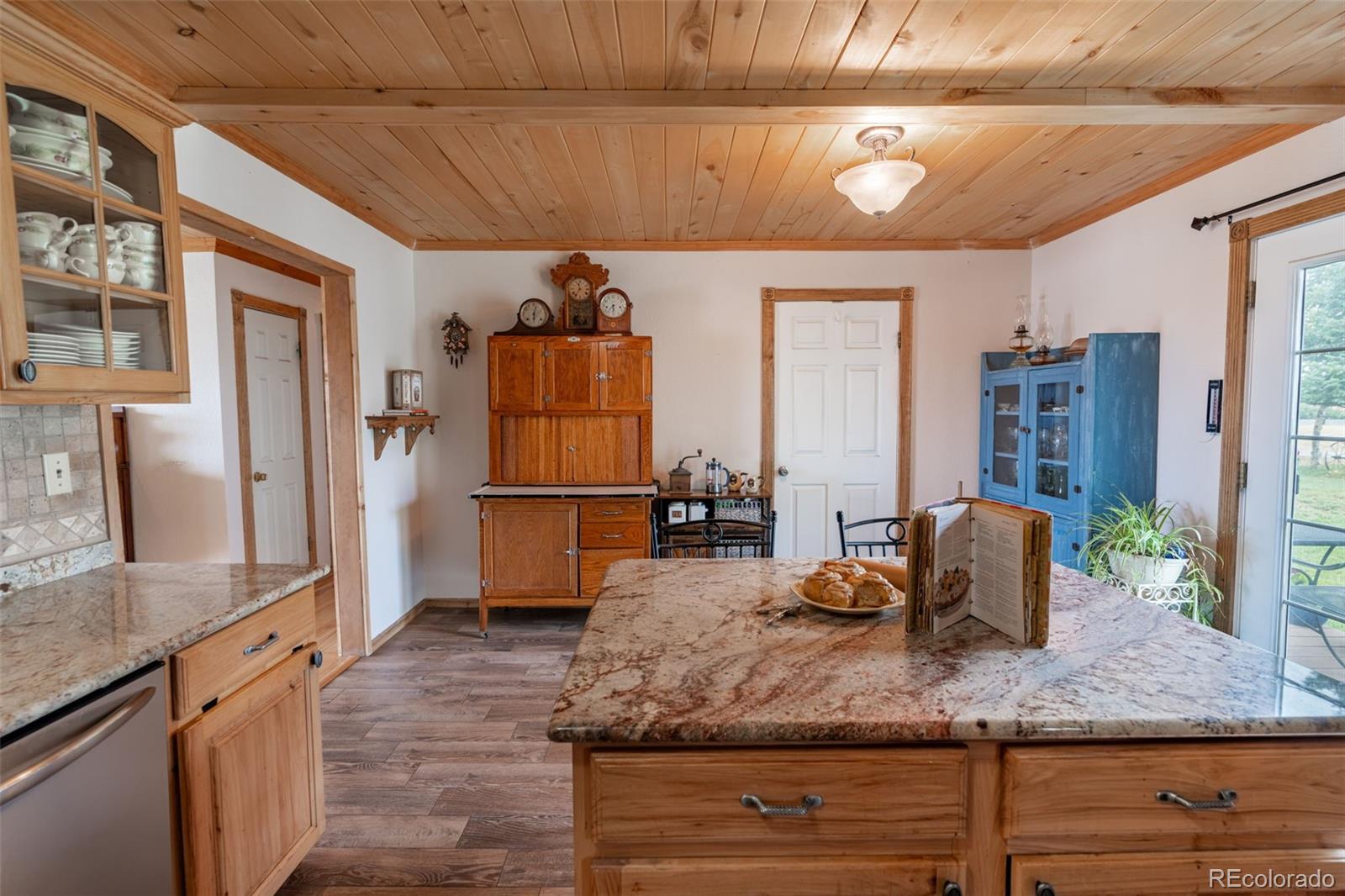 39 Granada Court, Silver Cliff, CO 81252, 3 Bedrooms Bedrooms, ,2 BathroomsBathrooms,Residential,For Sale,Granada,REC6098936