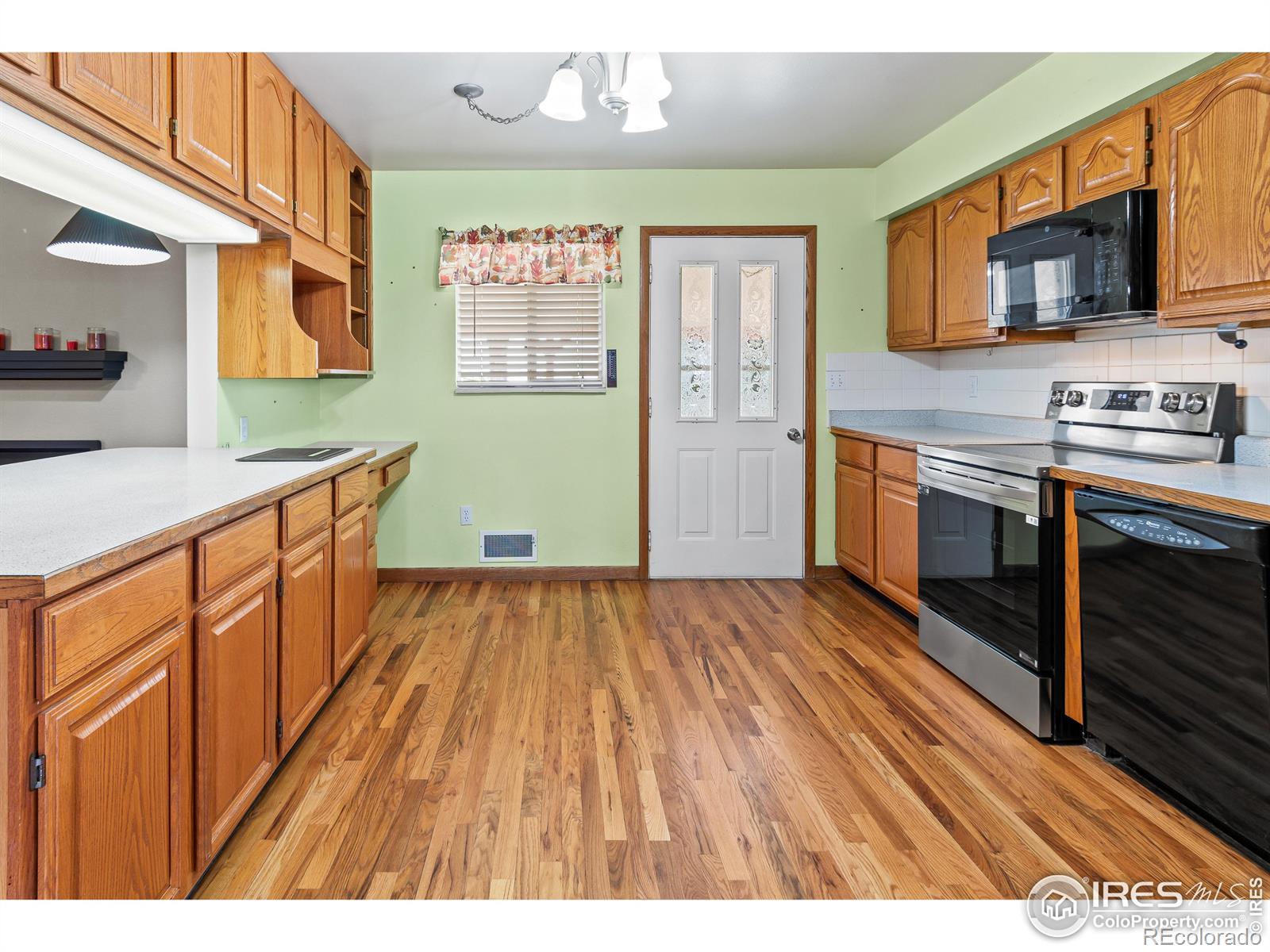 221 E County Road 66, Fort Collins, CO 80524, 4 Bedrooms Bedrooms, ,3 BathroomsBathrooms,Residential,For Sale,County Road 66,RECIR1009515