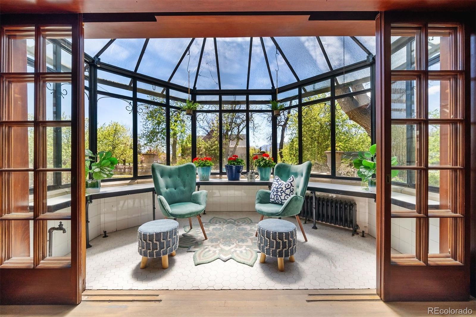 1600 Cascade Avenue, Colorado Springs, CO 80907, 9 Bedrooms Bedrooms, ,8 BathroomsBathrooms,Residential,For Sale,Cascade,REC6596411