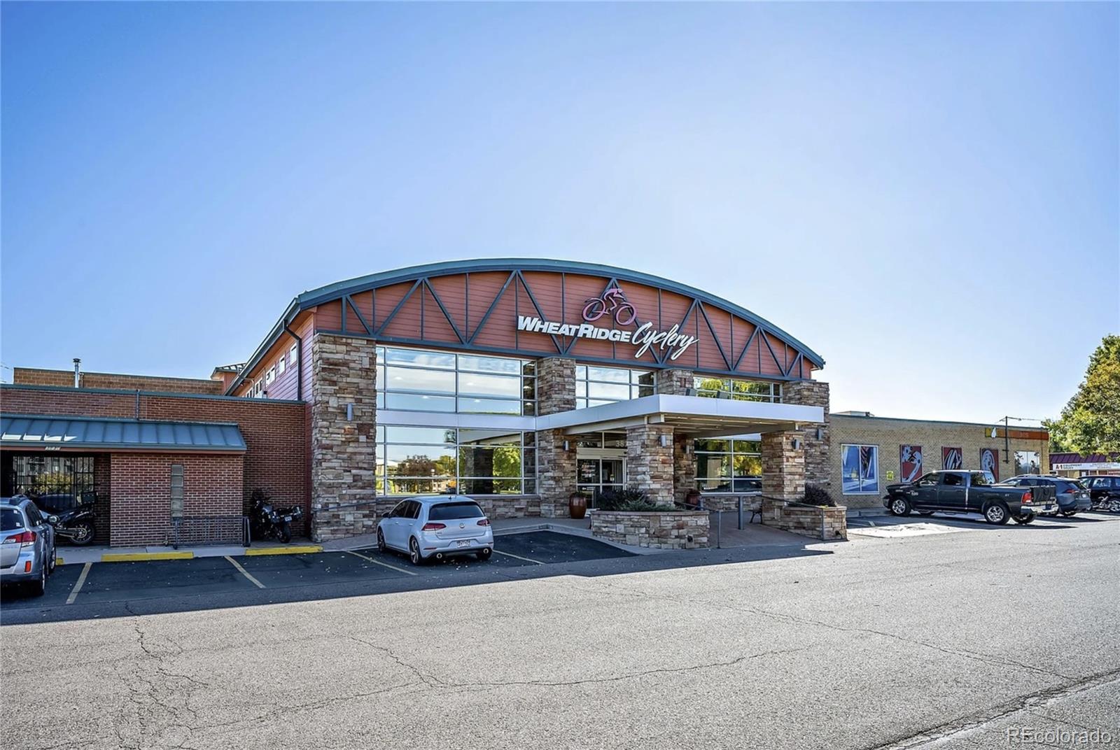 10181 W 38th Avenue, Wheat Ridge, CO 80033, 3 Bedrooms Bedrooms, ,4 BathroomsBathrooms,Residential,For Sale,Gemini,38th,REC3875847