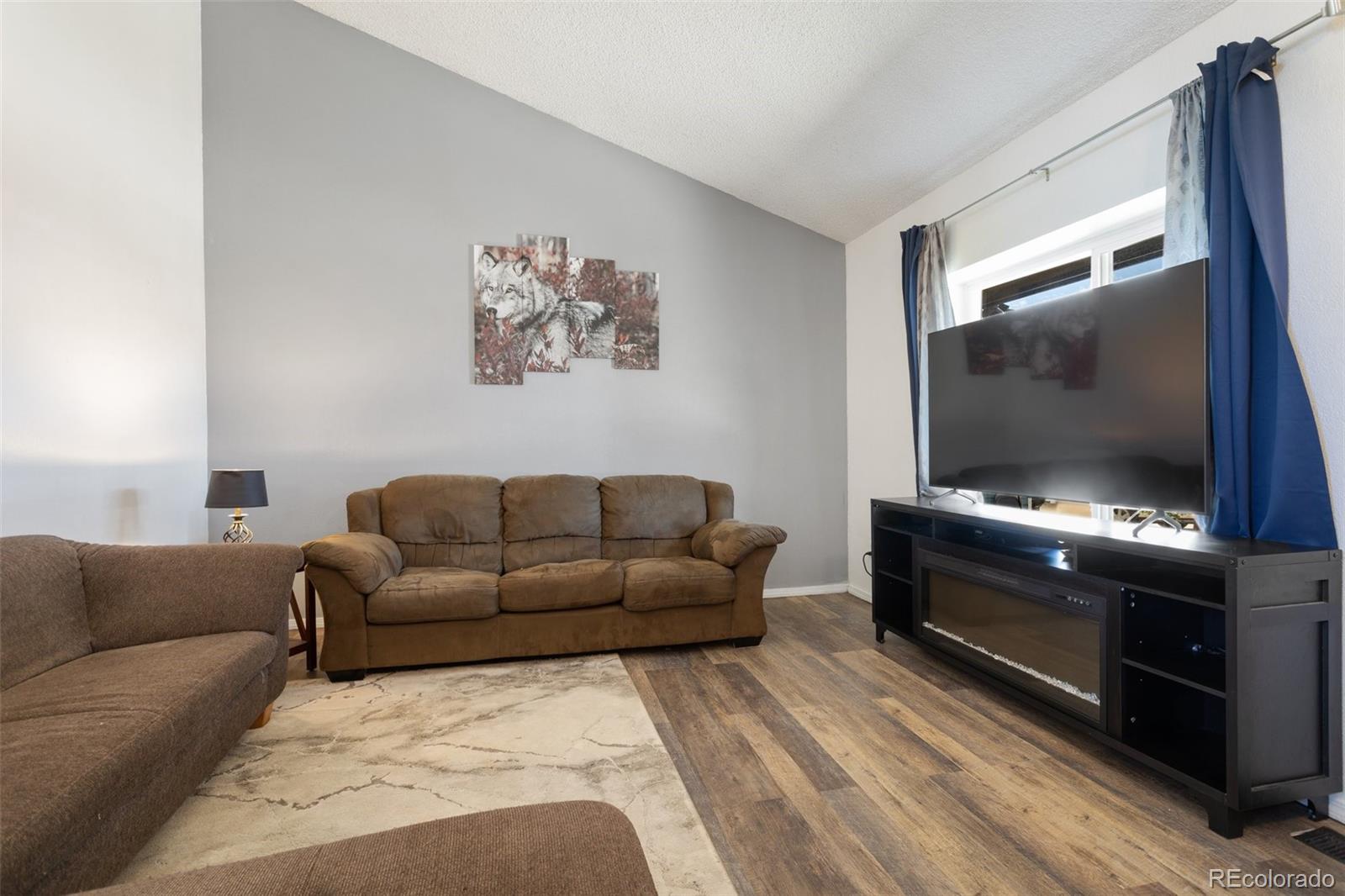 4215 Dawnlite Drive, Colorado Springs, CO 80916, 3 Bedrooms Bedrooms, ,2 BathroomsBathrooms,Residential,For Sale,Dawnlite,REC3264294