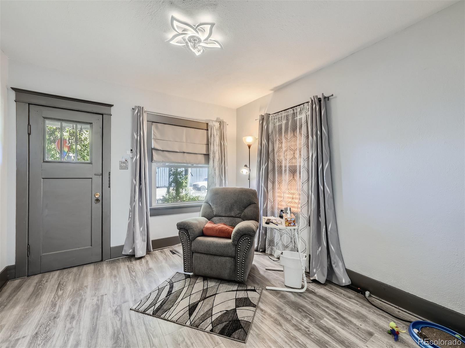 638 Elk Place, Denver, CO 80216, 3 Bedrooms Bedrooms, ,2 BathroomsBathrooms,Residential,For Sale,Elk,REC7991038