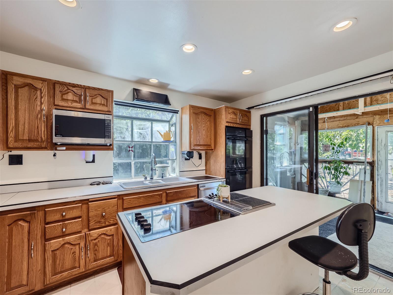 638 Elk Place, Denver, CO 80216, 3 Bedrooms Bedrooms, ,2 BathroomsBathrooms,Residential,For Sale,Elk,REC7991038