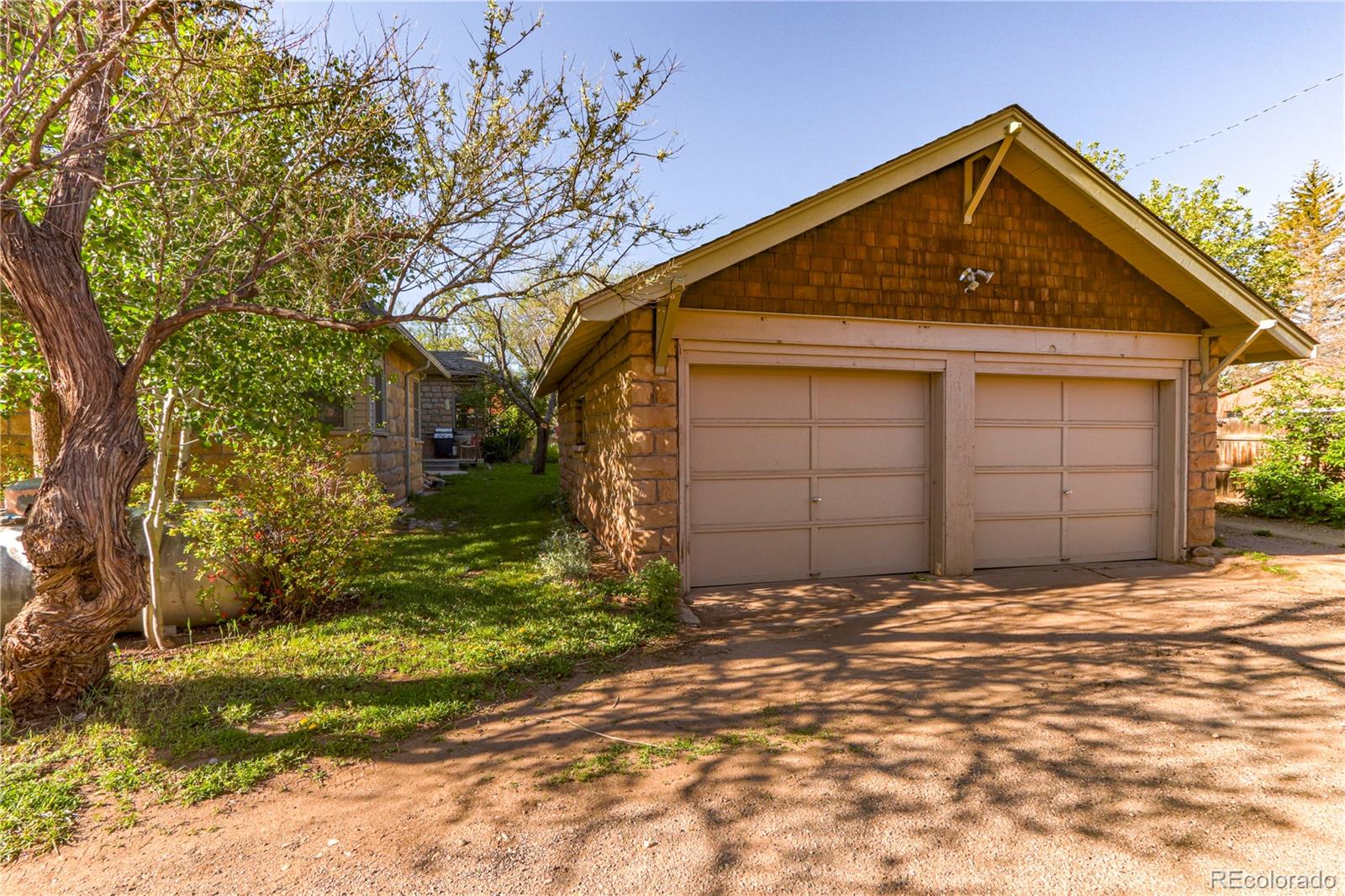Restricted Address, 7 Bedrooms Bedrooms, ,6 BathroomsBathrooms,Residential,For Sale,Main,REC2722181