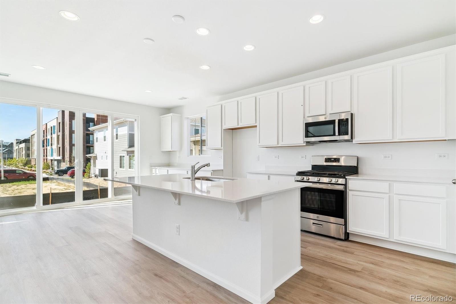 6603 Malta Street, Aurora, CO 80019, 3 Bedrooms Bedrooms, ,3 BathroomsBathrooms,Residential,For Sale,Malta,REC2140094