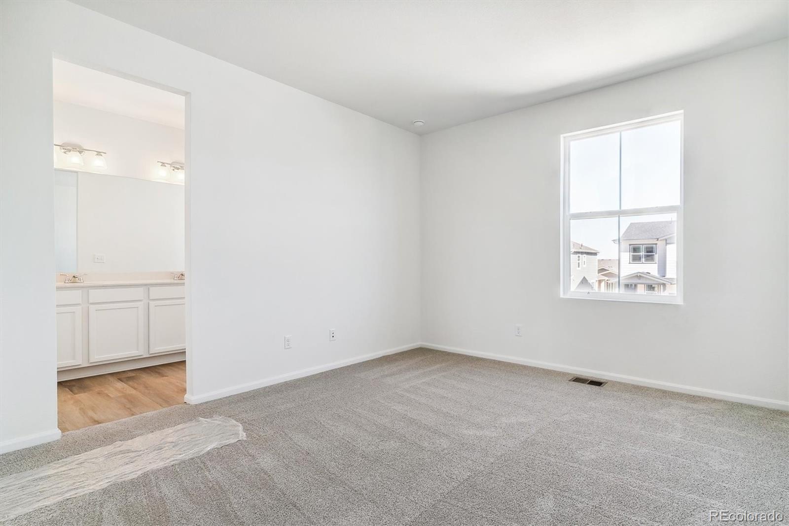 6603 Malta Street, Aurora, CO 80019, 3 Bedrooms Bedrooms, ,3 BathroomsBathrooms,Residential,For Sale,Malta,REC2140094