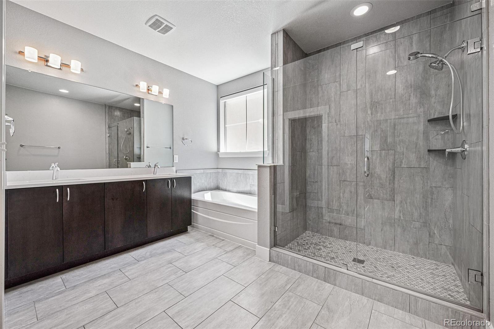 9130 Martin Luther King Boulevard, Denver, CO 80238, 3 Bedrooms Bedrooms, ,4 BathroomsBathrooms,Residential,For Sale,Martin Luther King,REC5417214