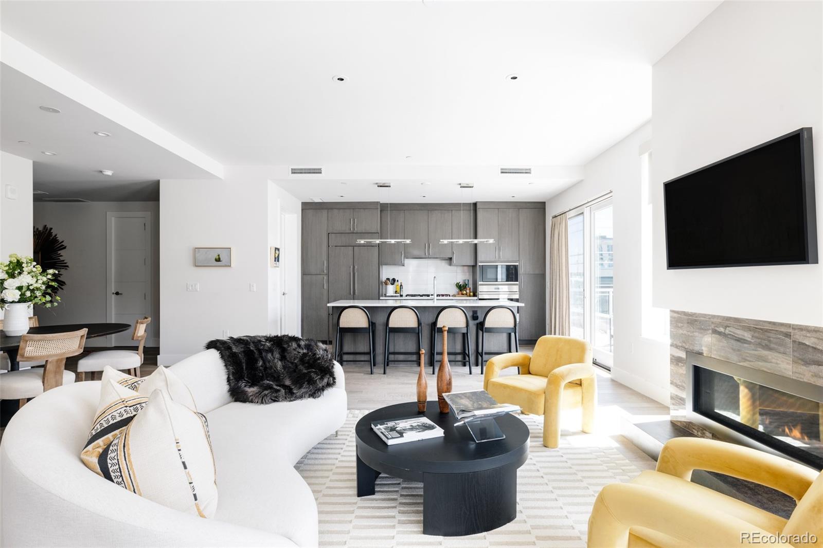 155 Steele Street #316, Denver, CO 80206, 3 Bedrooms Bedrooms, ,3 BathroomsBathrooms,Residential,For Sale,Laurel,Steele,REC2179371