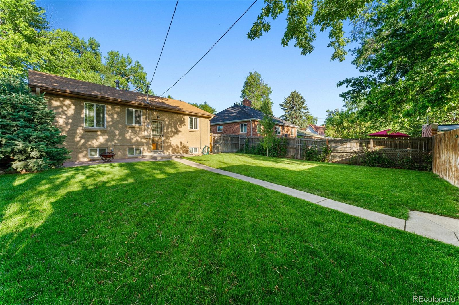 2935 Ash Street, Denver, CO 80207, 3 Bedrooms Bedrooms, ,2 BathroomsBathrooms,Residential,For Sale,N/A,Ash,REC3091790