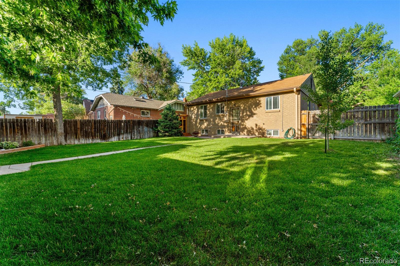 2935 Ash Street, Denver, CO 80207, 3 Bedrooms Bedrooms, ,2 BathroomsBathrooms,Residential,For Sale,N/A,Ash,REC3091790