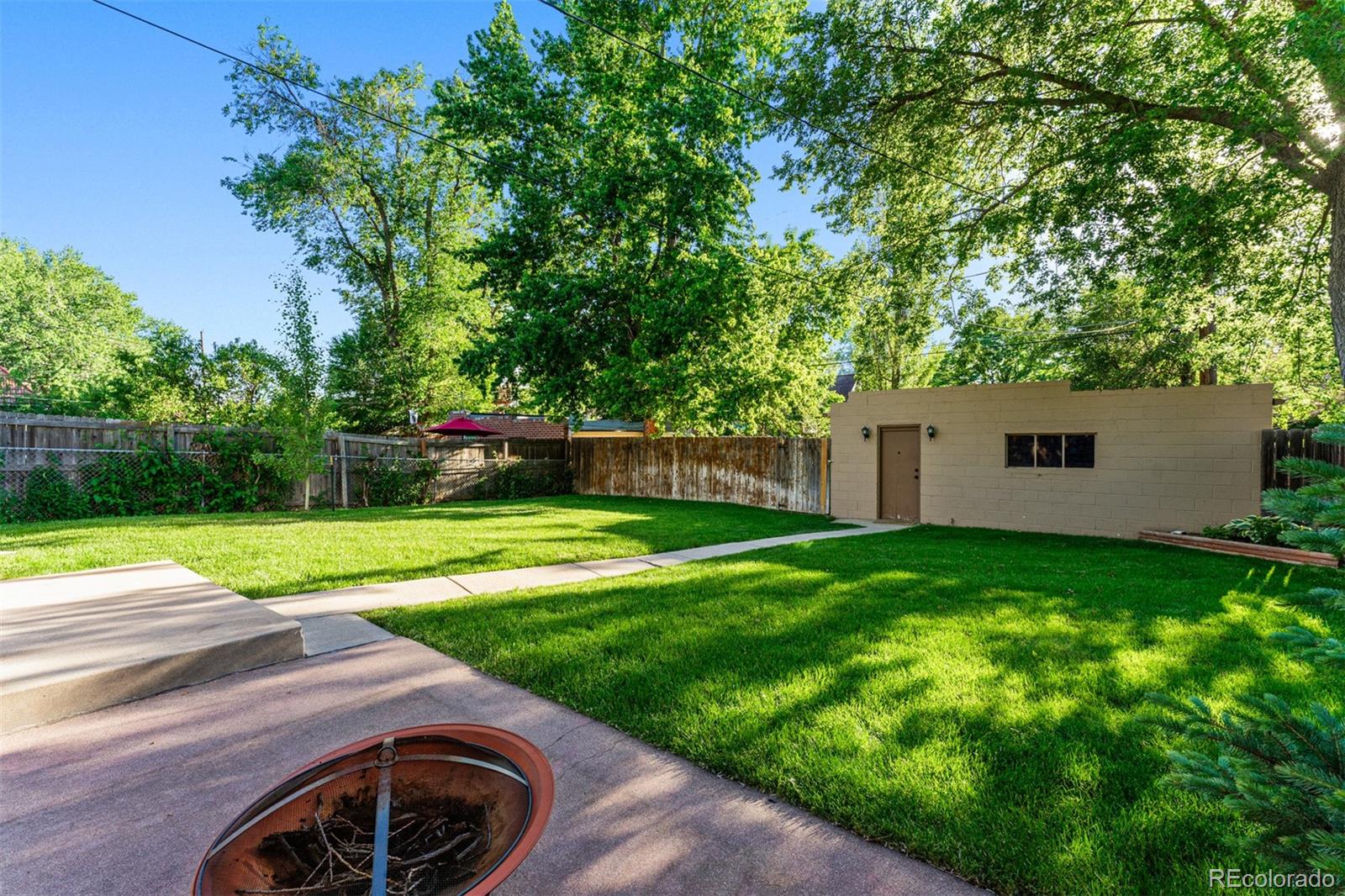 2935 Ash Street, Denver, CO 80207, 3 Bedrooms Bedrooms, ,2 BathroomsBathrooms,Residential,For Sale,N/A,Ash,REC3091790