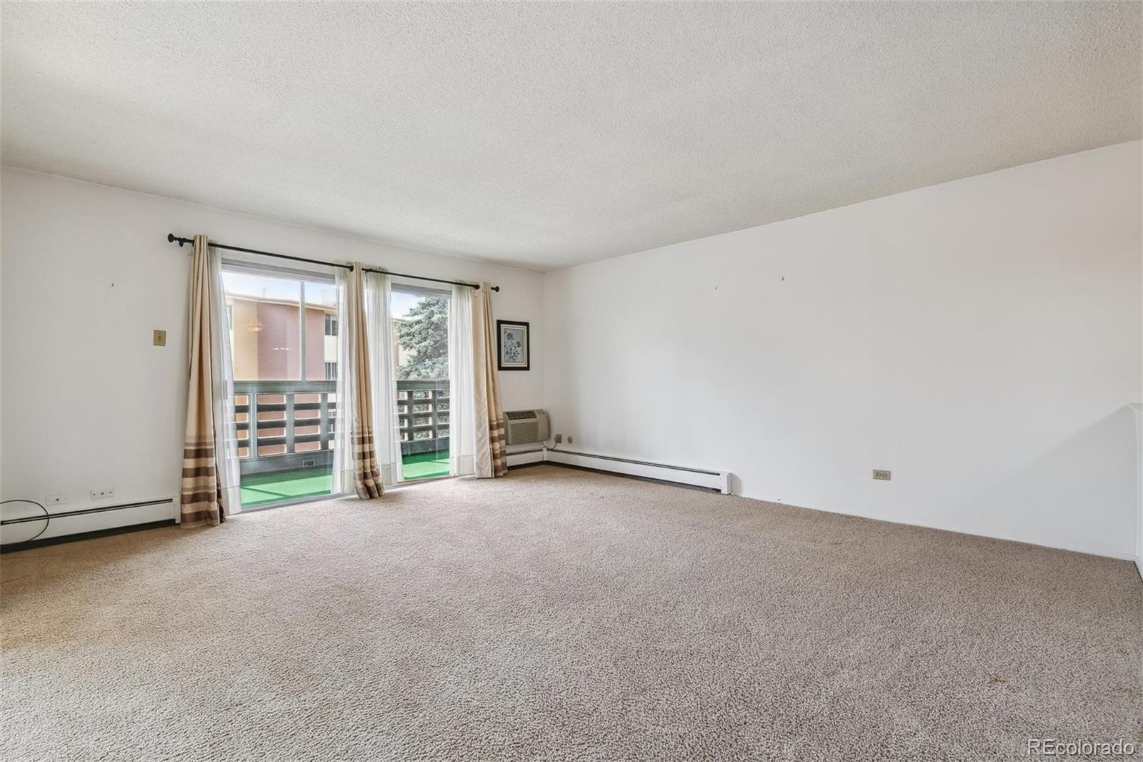 495 Dayton Street #10C, Denver, CO 80247, 2 Bedrooms Bedrooms, ,2 BathroomsBathrooms,Residential,For Sale,Dayton,REC6330874