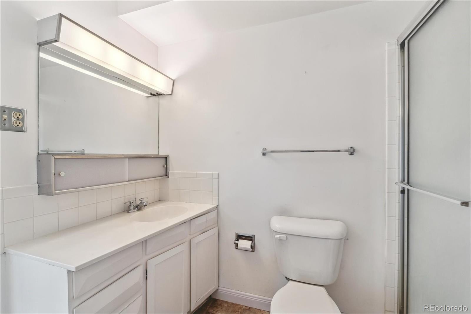 495 Dayton Street #10C, Denver, CO 80247, 2 Bedrooms Bedrooms, ,2 BathroomsBathrooms,Residential,For Sale,Dayton,REC6330874