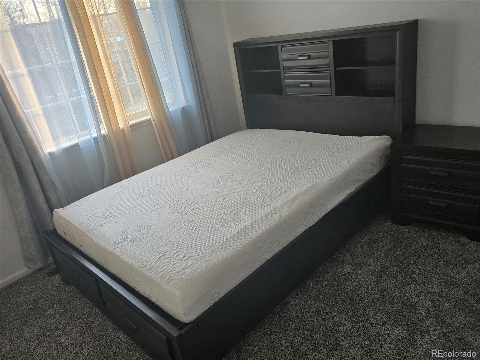 19877 40th Avenue, Denver, CO 80249, 6 Bedrooms Bedrooms, ,4 BathroomsBathrooms,Residential,For Sale,40th,REC7248106