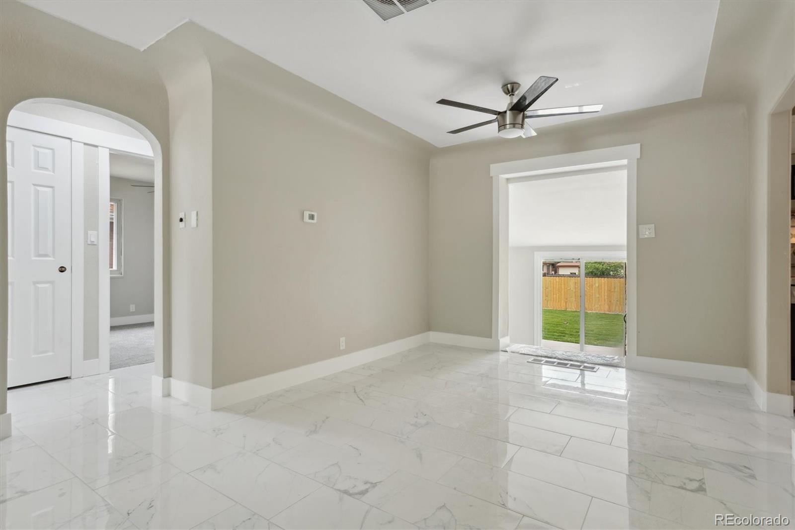 2249 Kingston Street, Aurora, CO 80010, 5 Bedrooms Bedrooms, ,2 BathroomsBathrooms,Residential,For Sale,Kingston,REC4036380